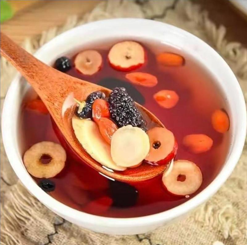 شاي الجينسنغ ذو الكنوز الخمسة: - مراجعة Herbal Wellness For You وسعره